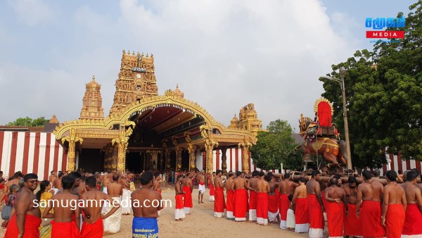 நல்லூர் கந்தசுவாமி ஆலயத்தில் சிறப்பாக இடம்பெற்ற மானம்பூ உற்சவம் samugammedia 